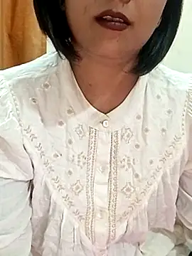 Queen_Kushi4 webcam