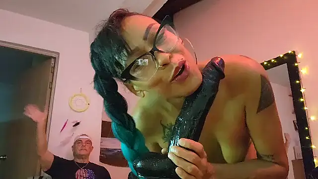 FirexxxDesire69 webcam