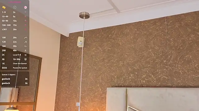 Isa_Roses webcam