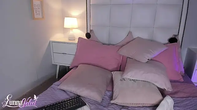 lunna_velvet1 webcam