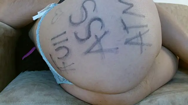 Slut_full_nasty webcam