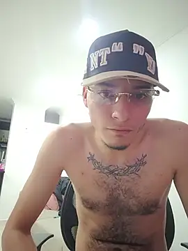 LouisKalima webcam