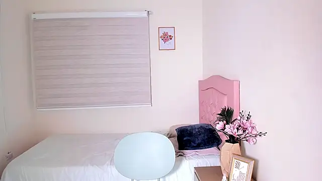 Ariadna_Wren webcam