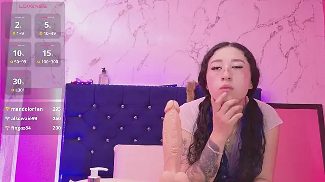 Dakotaa_Johnson webcam
