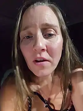 SkyelarsWorld live sex cam
