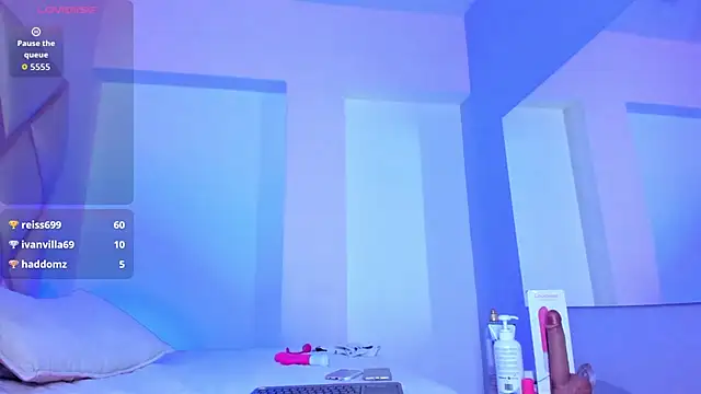 Lauren-22 webcam