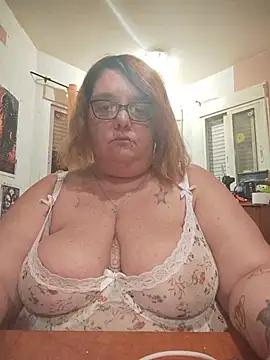 diosacurvy1984 webcam