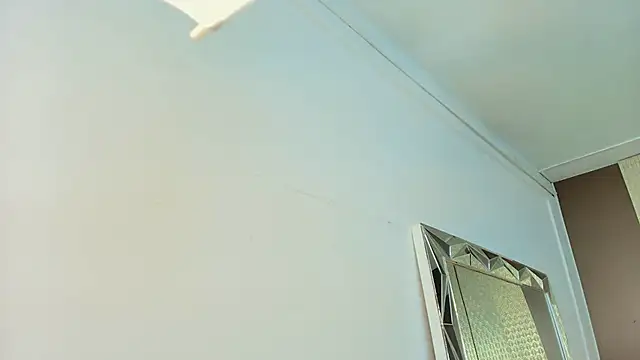 Tiifany_Baker webcam