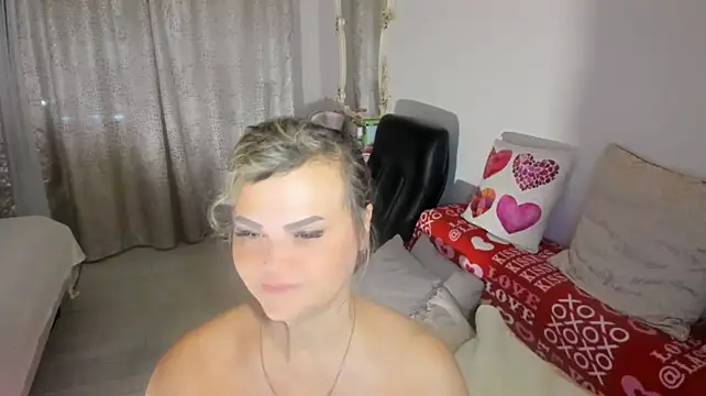 MildMature webcam