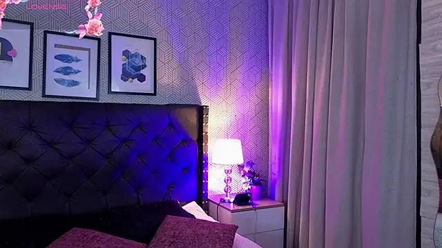 sophie__blare webcam