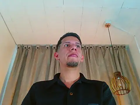 Sebastian_Smith__ webcam