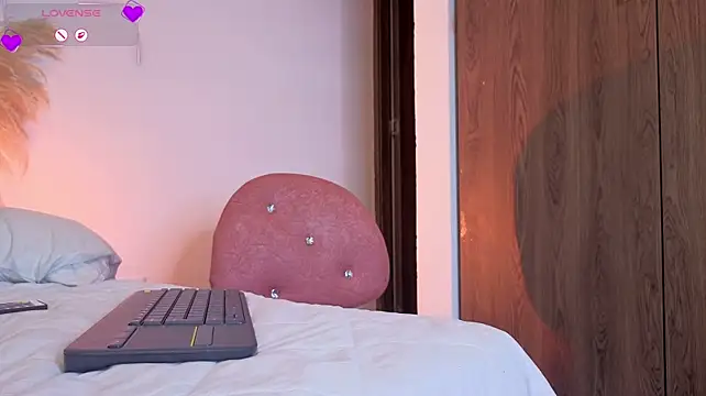 tifany_ross webcam