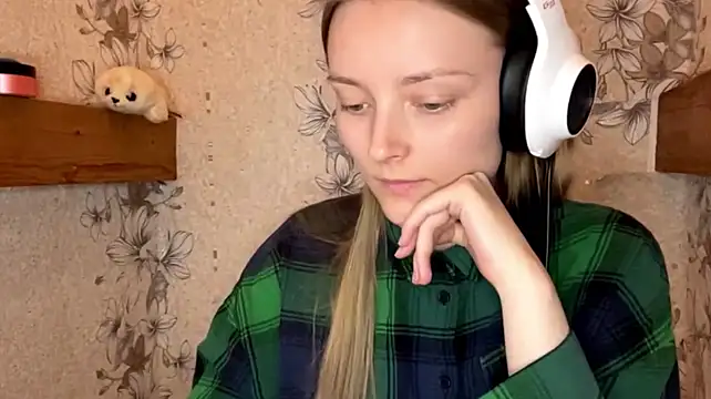 EmyMiu webcam