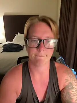 _ElizabethLove_