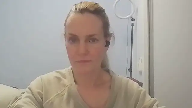 Annylove1 webcam