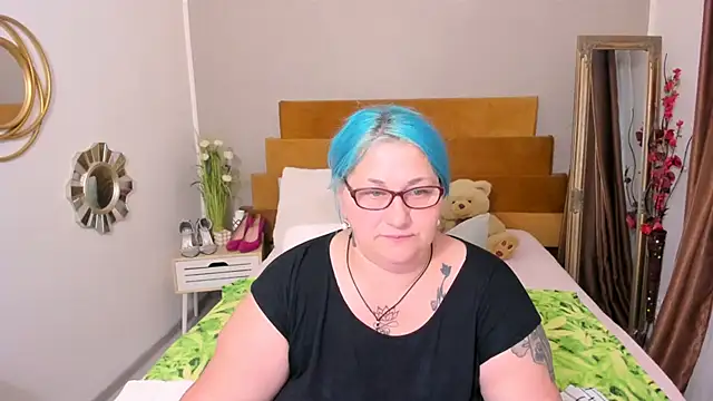 Sugarmommy_69X webcam