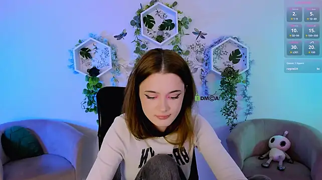 liana_kisses webcam