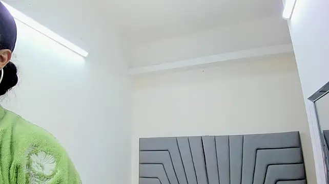 Angie_Will webcam