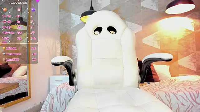 LalilaBrunettee webcam