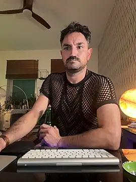 tomz0819 webcam