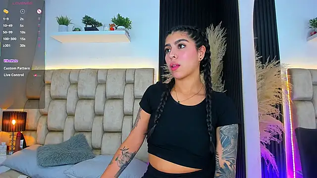 little_sophie18 ⛰ nude webcam chat