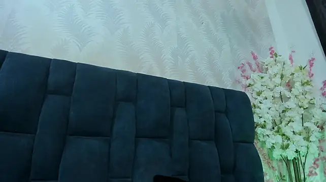 Melody_Megann webcam