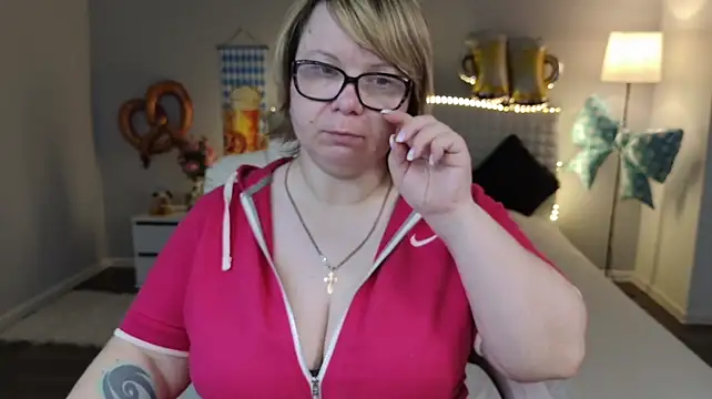 BonnnyBoobsy webcam