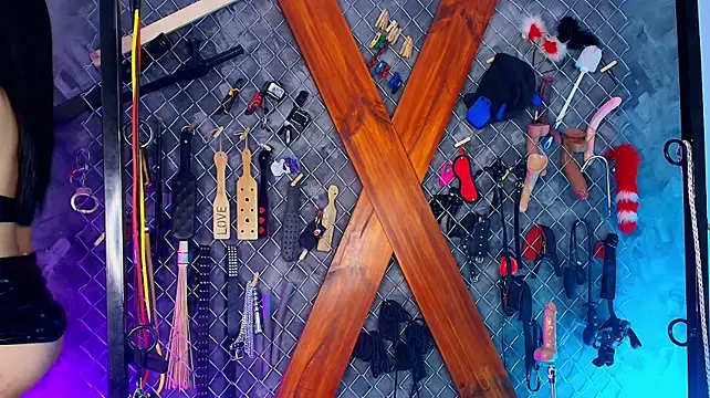 Mistress_lexi_bdsm webcam