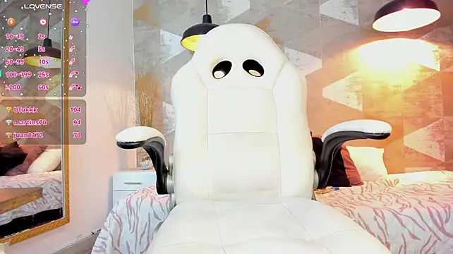 LalilaBrunettee webcam