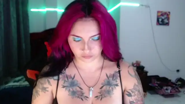 black_wiidow webcam