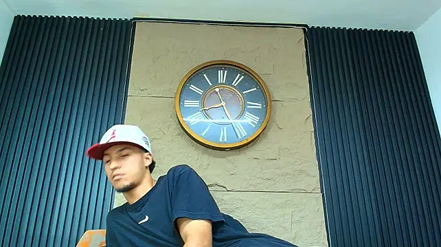 Marcus_Jeron webcam