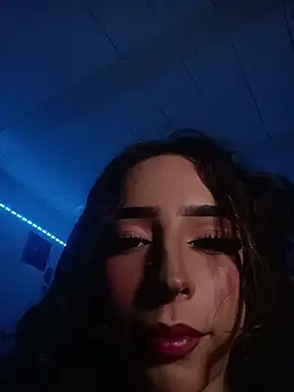 AlexxaAndRileyy webcam