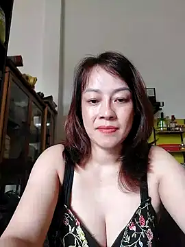 Baby-bigboobs2026 webcam