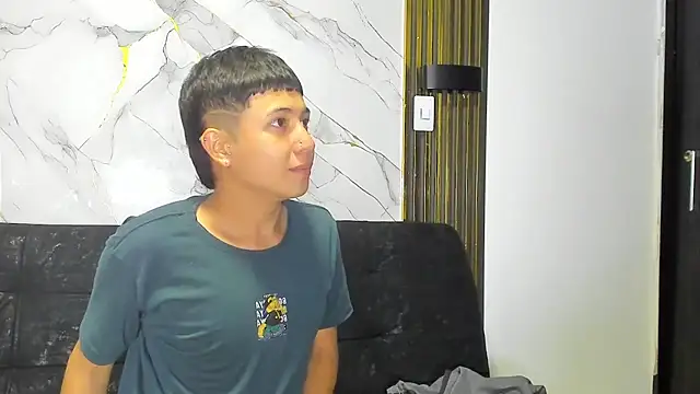 juanjo_sexxx18 webcam