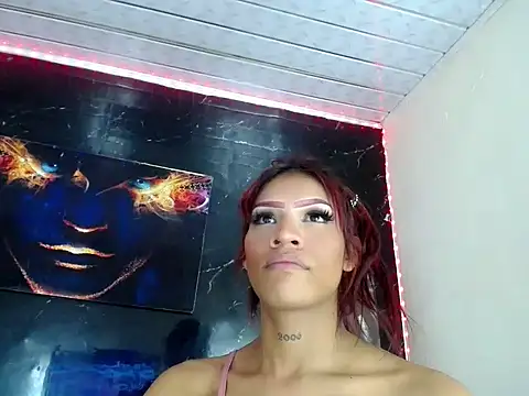 LuxeCouple webcam