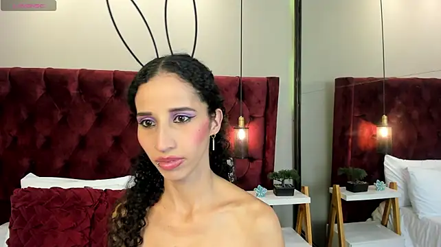 Ambar_818 webcam