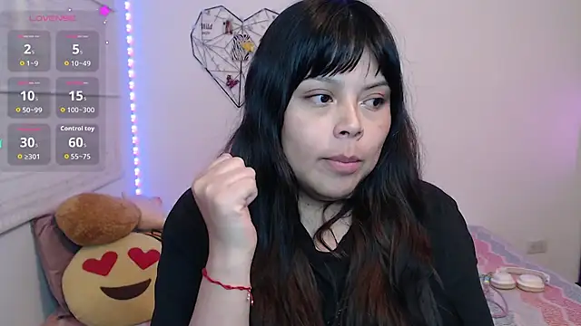EllieMoonX webcam