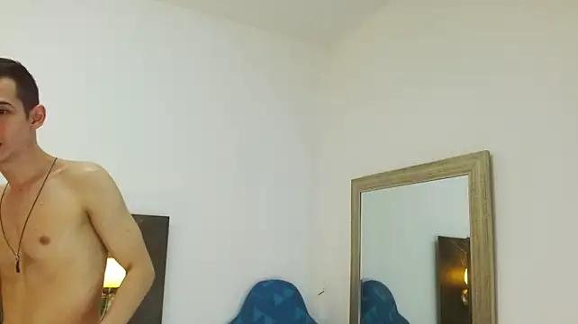 Brandon_Wolf webcam
