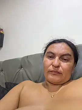 Horny-Mommy-Dirty webcam