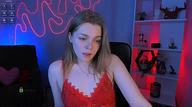 veronica_bubble webcam