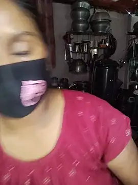 Sweet-Maddlina webcam