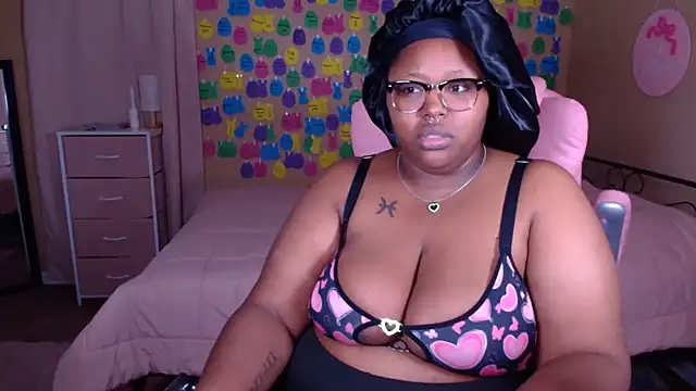 Chocolatebunnyxx96 webcam