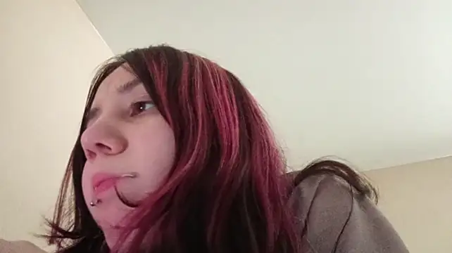 IronicBuckle webcam