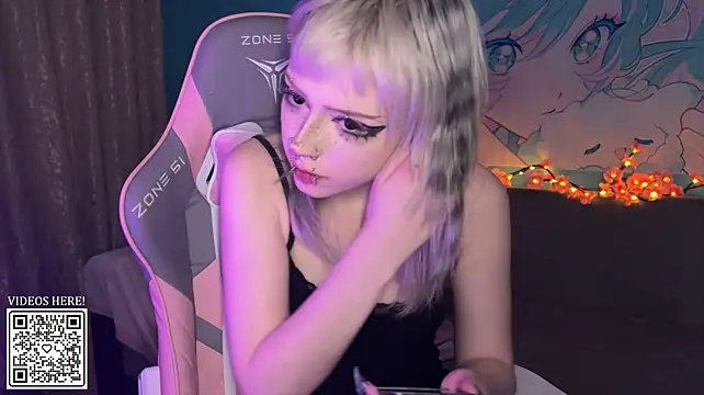 mollycutiestar webcam