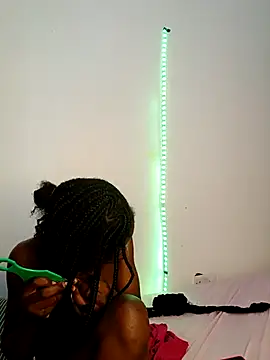 Divine-Ass webcam