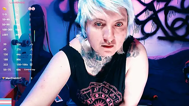 Marieblueeyes webcam