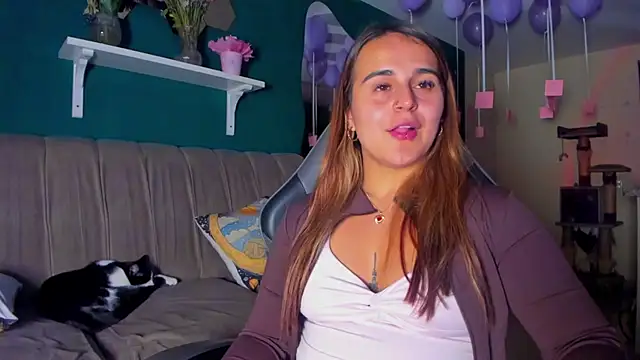 evy_orange1 live cam preview
