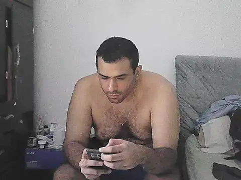 alphalatinobearx webcam