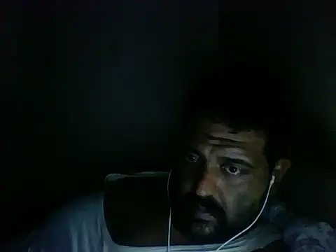 elpoop7305