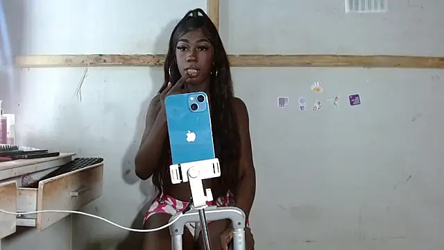 gigihadig238 live cam preview